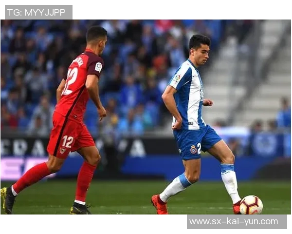 半场战报:皇家社会2-1塞维利亚,奥亚萨瓦尔梅开二度,古德利建功 半场战报:皇家社会2-1塞维利亚,奥亚萨瓦尔梅开二度,古德利建功