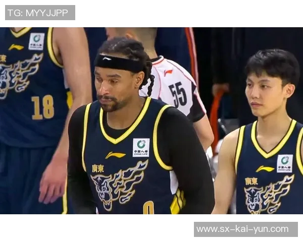 萨林杰55分难解深圳难题队长孟铎牺牲数据填补